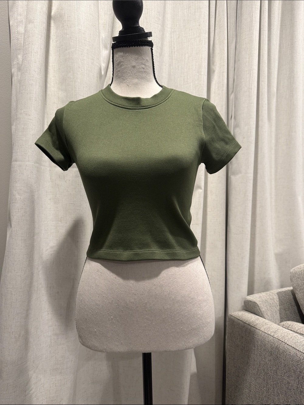 Dynamite Olive Green Cropped Crewneck Tee